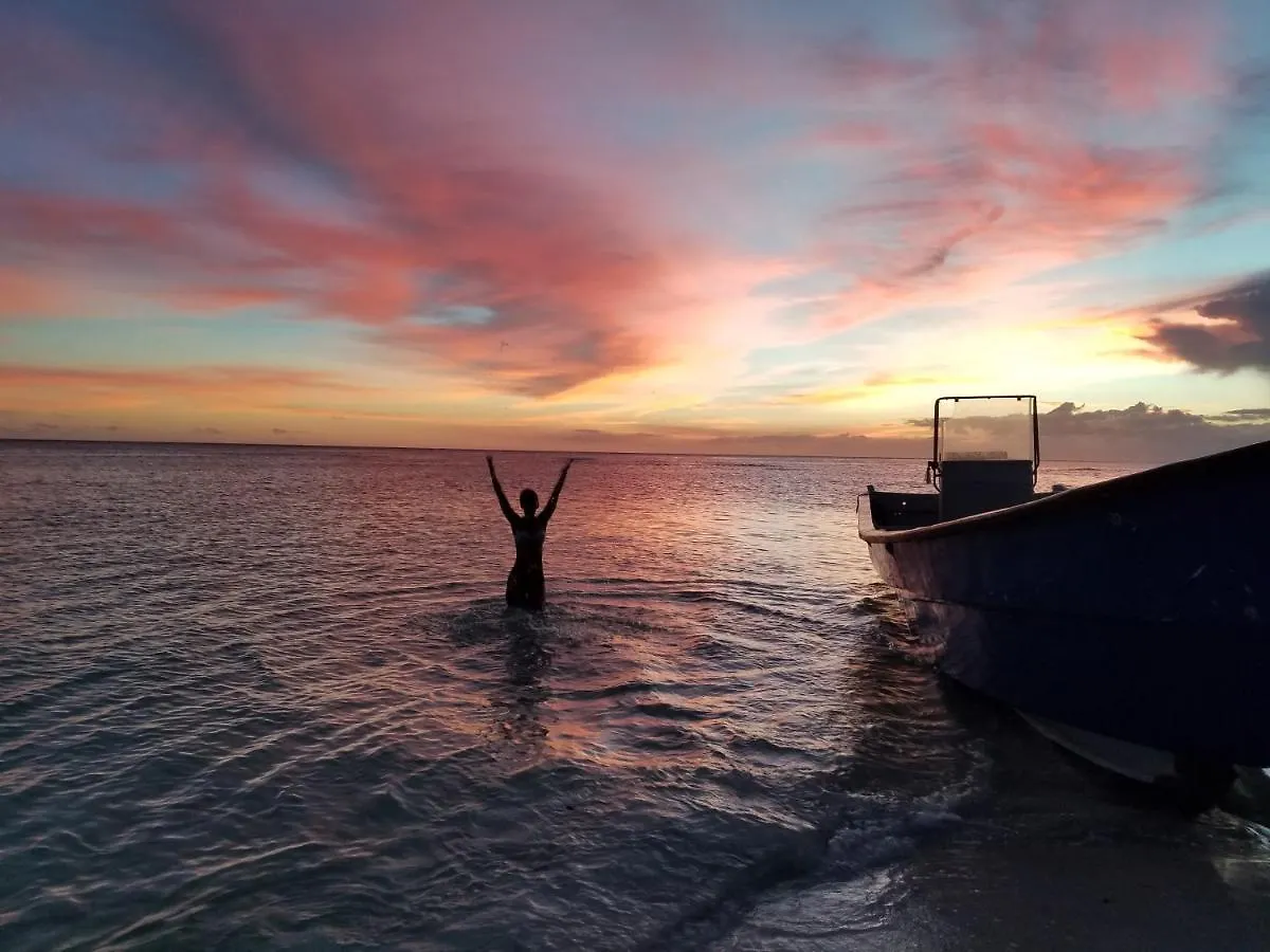 Saona Lodge Mano Juan