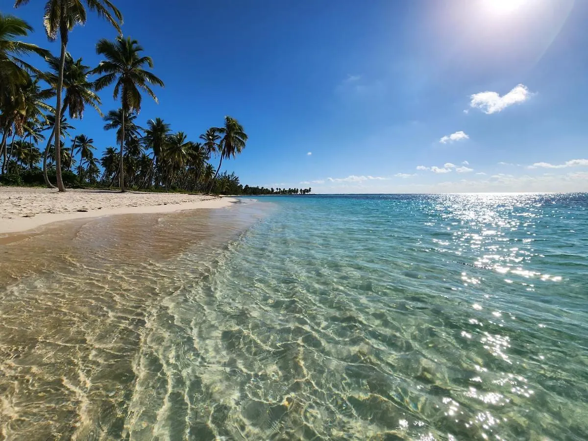 Saona Lodge Mano Juan