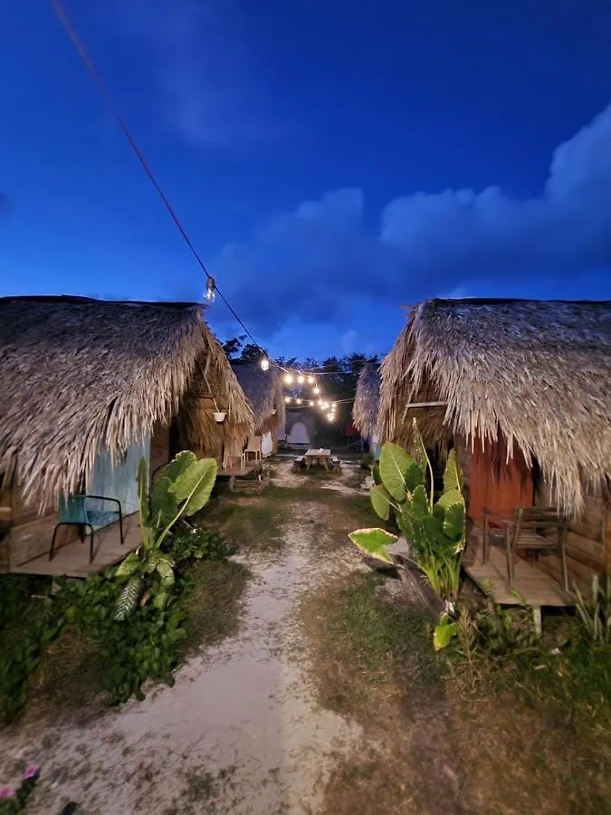 Saona Lodge Mano Juan