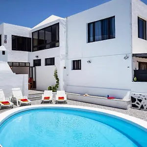 Anjharad By Villa Puerto del Carmen (Lanzarote)