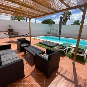 oasis-house.in-canary-islands.com/